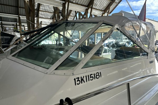1988 Tiara Yachts 3300 Open