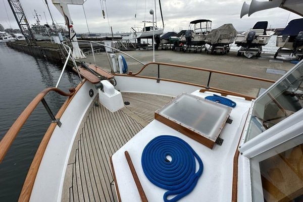 1974 Grand Banks 