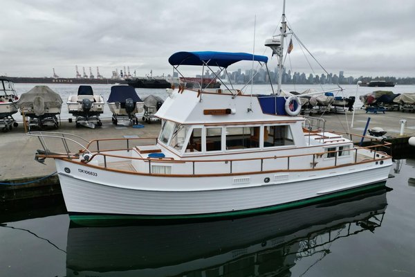 1974 Grand Banks 