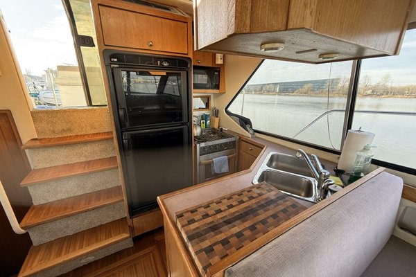 1998 Bayliner 4087