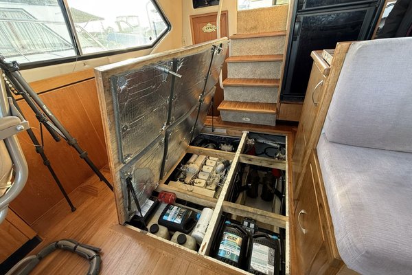 1998 Bayliner 4087