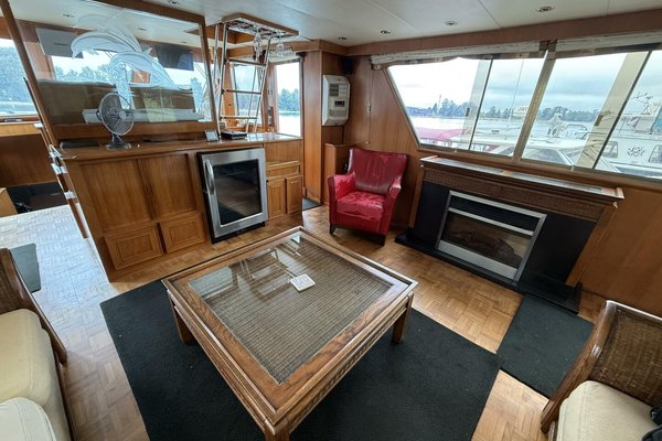 1989 Jefferson 52 Victory Yacht