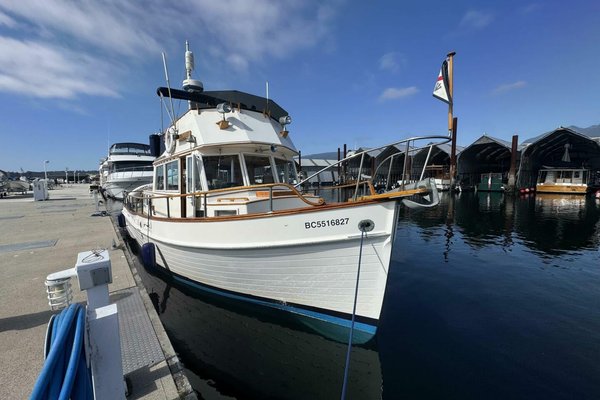 1974 Grand Banks 36 Classic