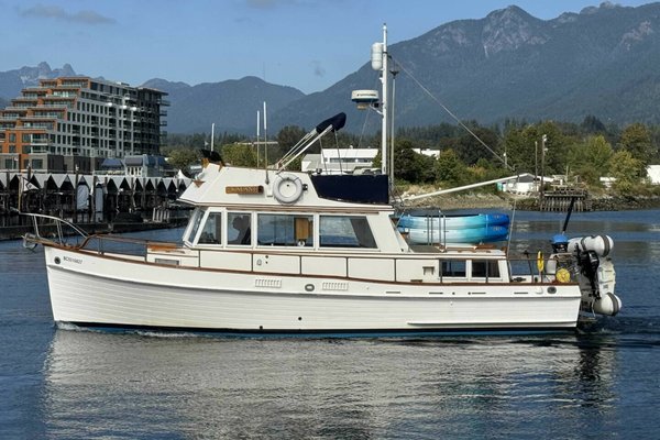 1974 Grand Banks 36 Classic