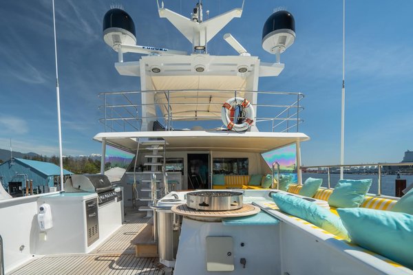 1993 Broward Tri Deck