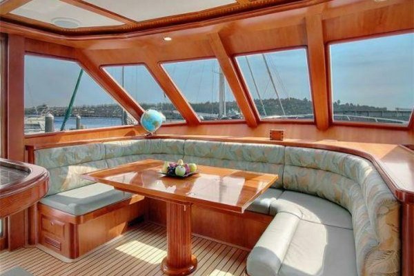 2005 President Skylounge