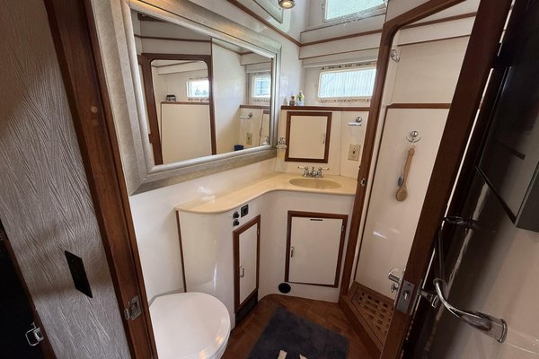 1989 Jefferson 52 Victory Yacht