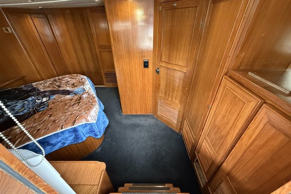 1989 Jefferson 52 Victory Yacht