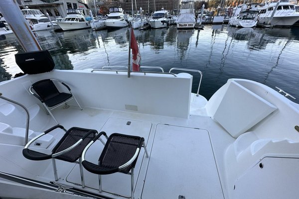 2000 Bayliner 5288