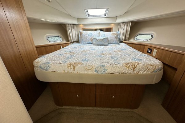 2000 Bayliner 5288