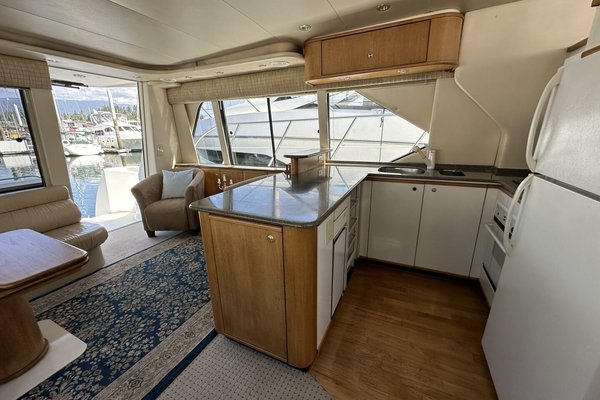 2000 Bayliner 5288