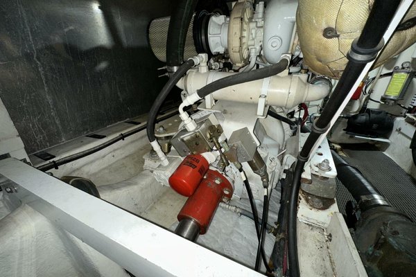 2000 Bayliner 5288