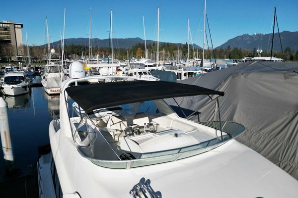 2000 Bayliner 5288