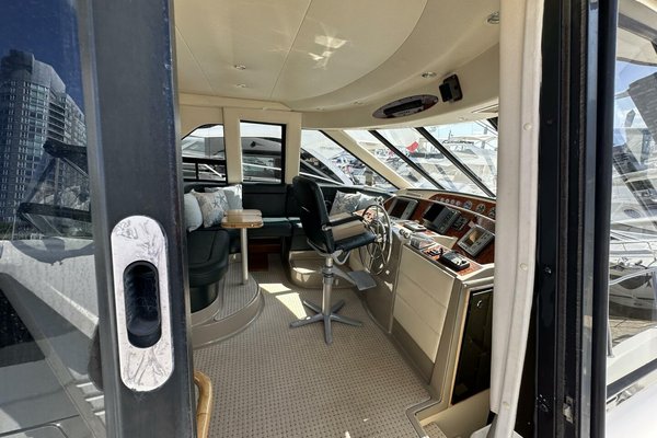 2000 Bayliner 5288