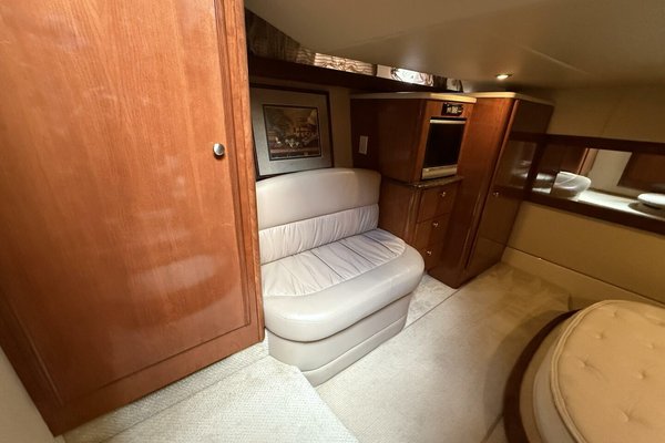 2006 Meridian 411 Sedan Bridge