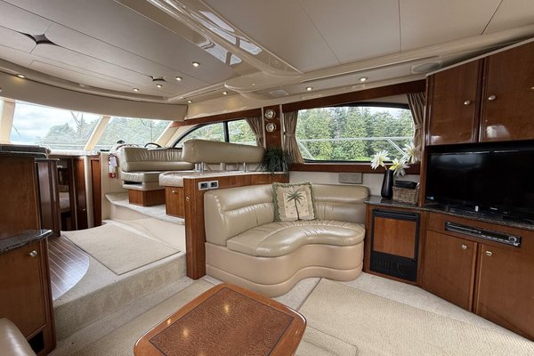 2006 Meridian 411 Sedan Bridge