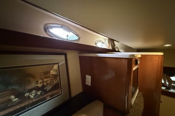 2006 Meridian 411 Sedan Bridge