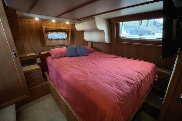 1998 Bayliner 4087