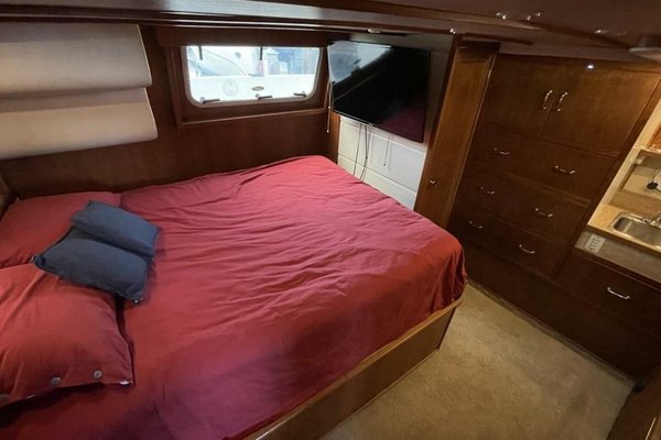 1998 Bayliner 4087