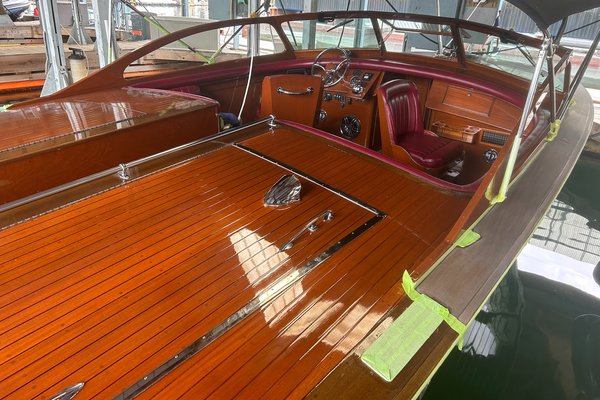 1946 Stephens Brothers Triple Cockpit