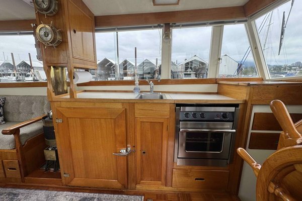 1974 Grand Banks 36 Classic