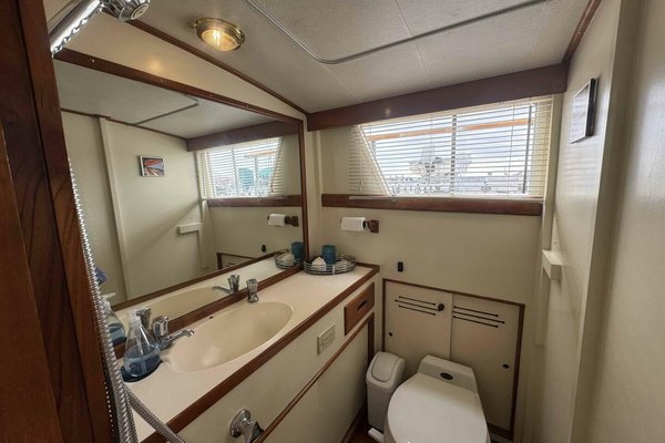 1974 Grand Banks 36 Classic