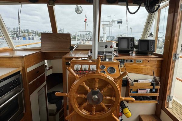 1974 Grand Banks 36 Classic