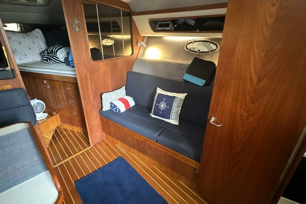 1988 Tiara Yachts 3300 Open