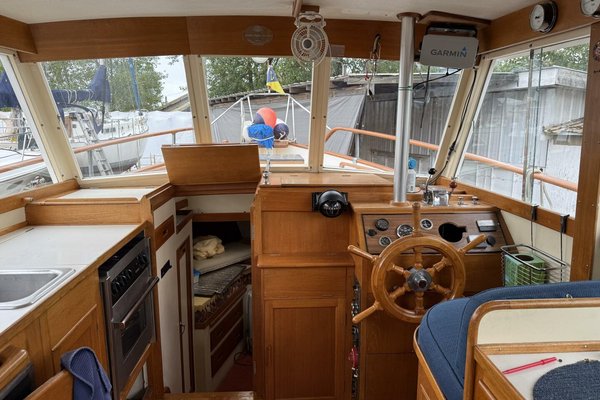 1974 Grand Banks 32