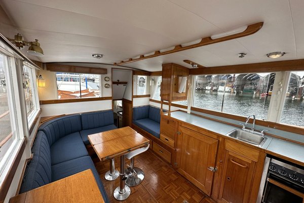 1974 Grand Banks 