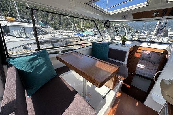 2014 Jeanneau 855 Merry Fisher