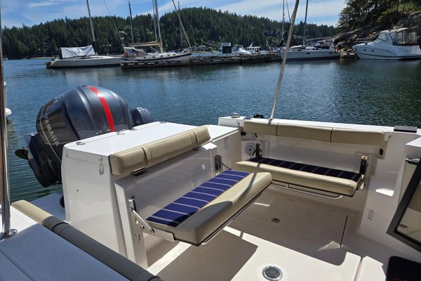 2019 Ranger Tugs R-27