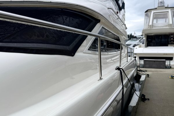 2003 Sea Ray 450 Express Bridge