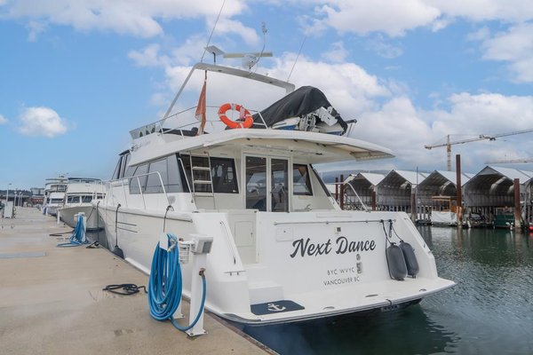 1993 West Bay 52
