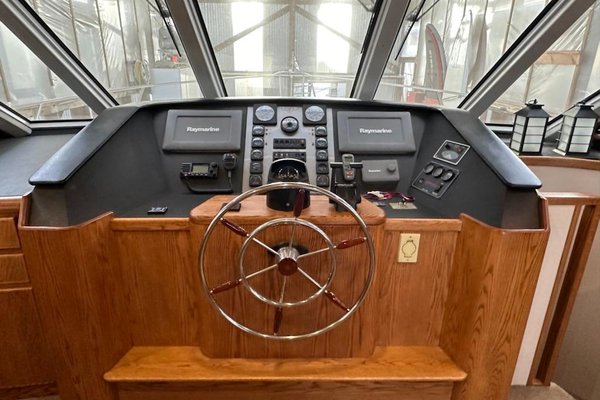 1993 West Bay 52