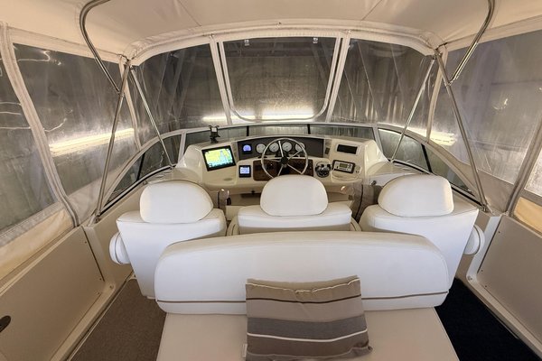 2006 Silverton 38 Sport Bridge