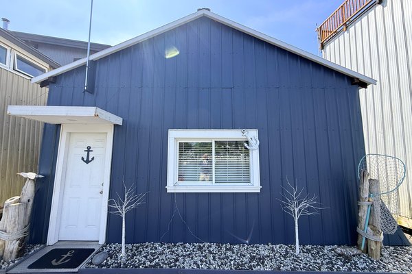 2000 Custom Boathouse