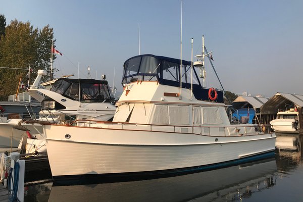 1983 Grand Banks 42 Classic