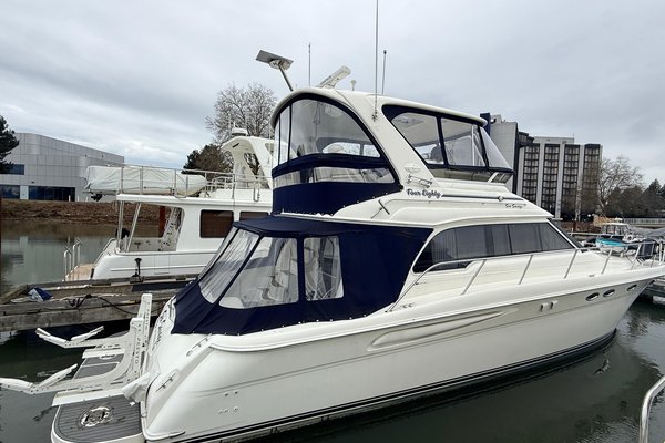 2000 Sea Ray 480 Sedan Bridge