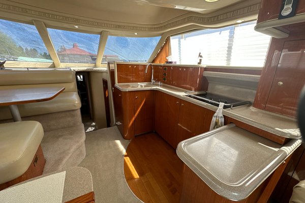 2000 Sea Ray 480 Sedan Bridge