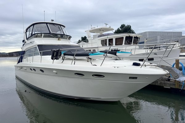 2000 Sea Ray 480 Sedan Bridge