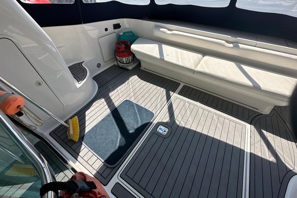 2000 Sea Ray 480 Sedan Bridge