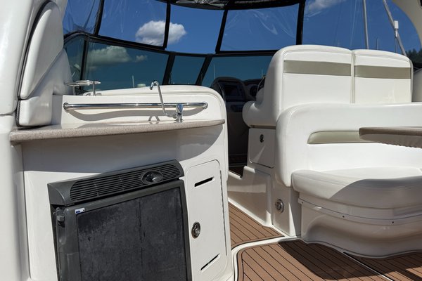 2007 Sea Ray 320 Sundancer