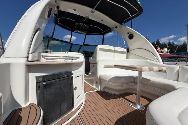 2007 Sea Ray 320 Sundancer