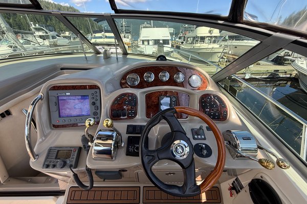 2007 Sea Ray 320 Sundancer