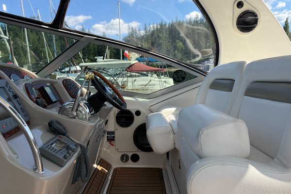 2007 Sea Ray 320 Sundancer