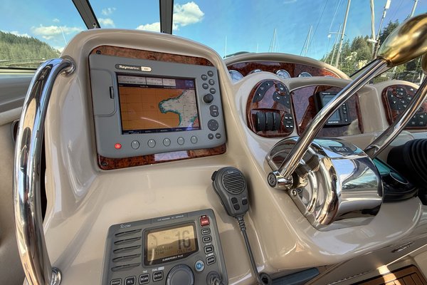 2007 Sea Ray 320 Sundancer