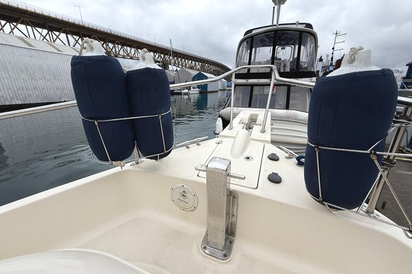 2006 Mainship 34 Trawler