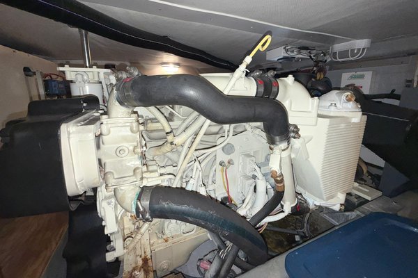 2006 Mainship 34 Trawler