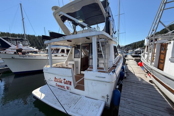 1998 Bayliner 3788 Command Bridge Motoryacht